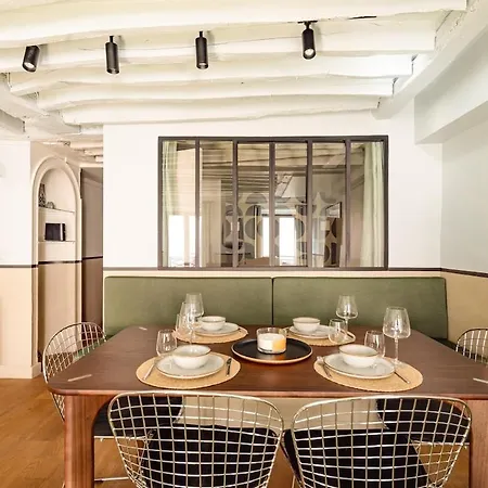 Design Et Confortable Au Coeur Du Marais Apartment Paris